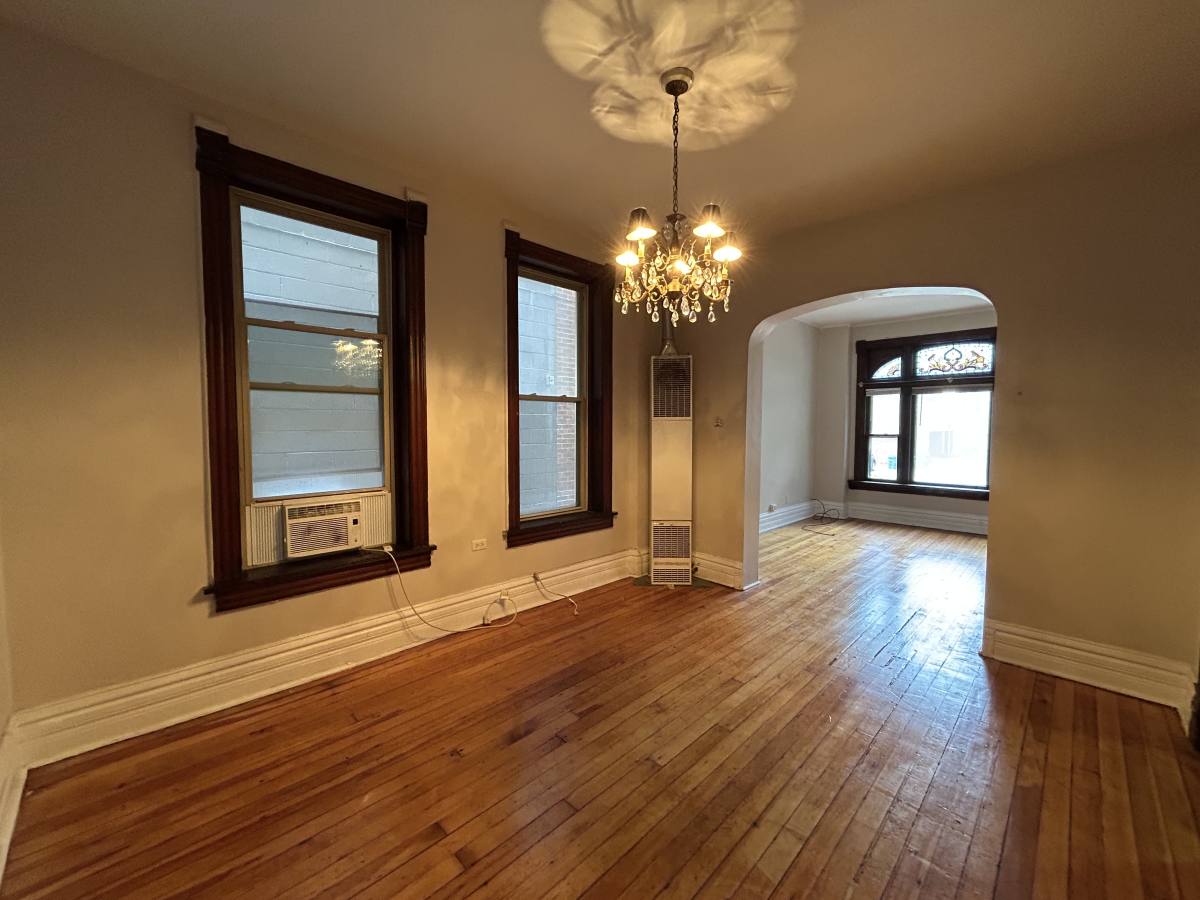 Apartment for rent at 1013 N Winchester #1, Chicago, IL 60622