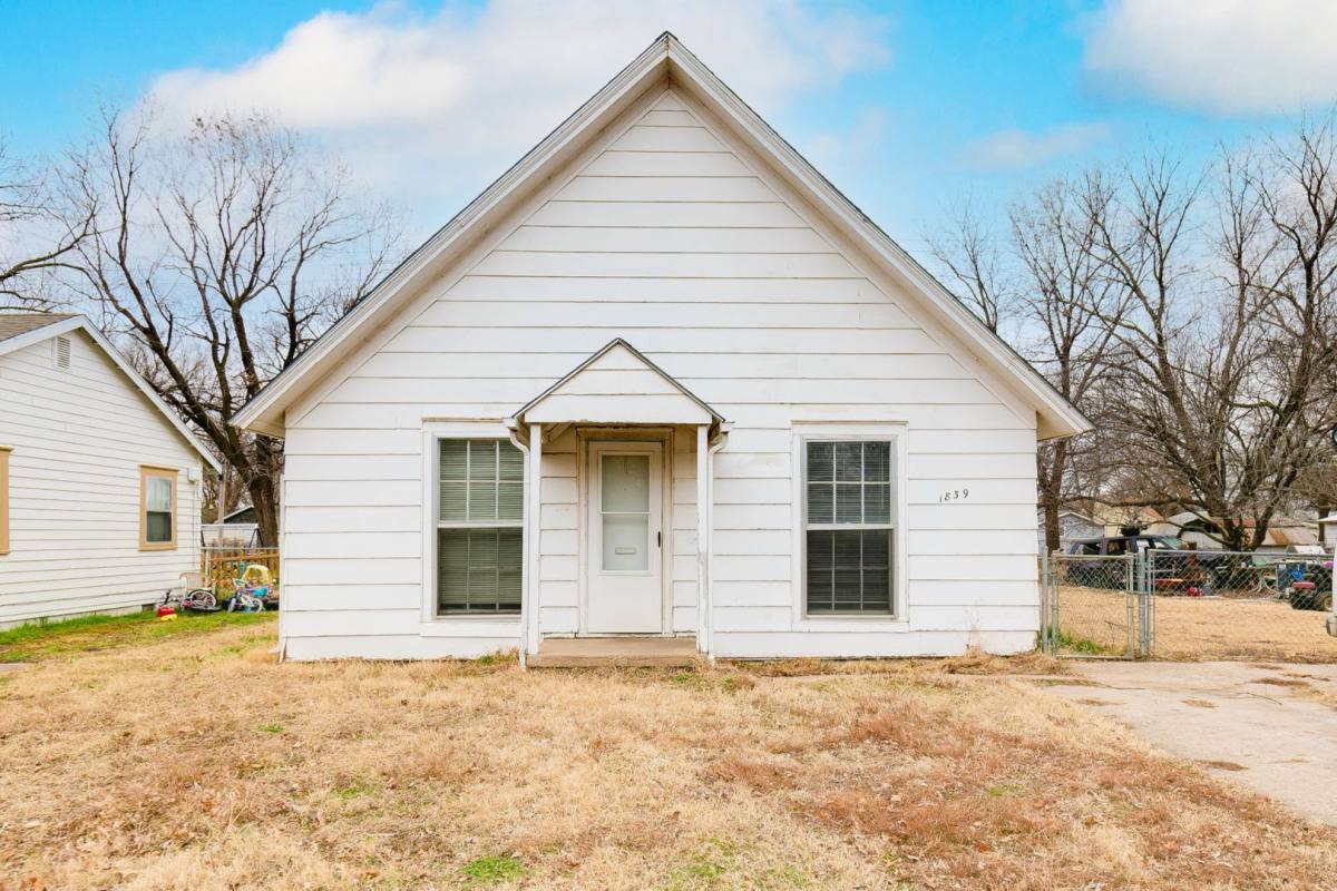 House for rent at 1839 S Madison Ave, Wichita, KS 67211