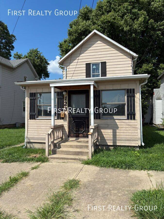 Apartment for rent at 123 E Sixth St, Franklin, OH 45005