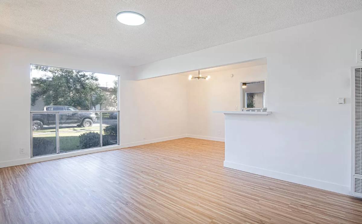 Apartment for rent at 527 W 15th St #6, San Pedro, CA 90731