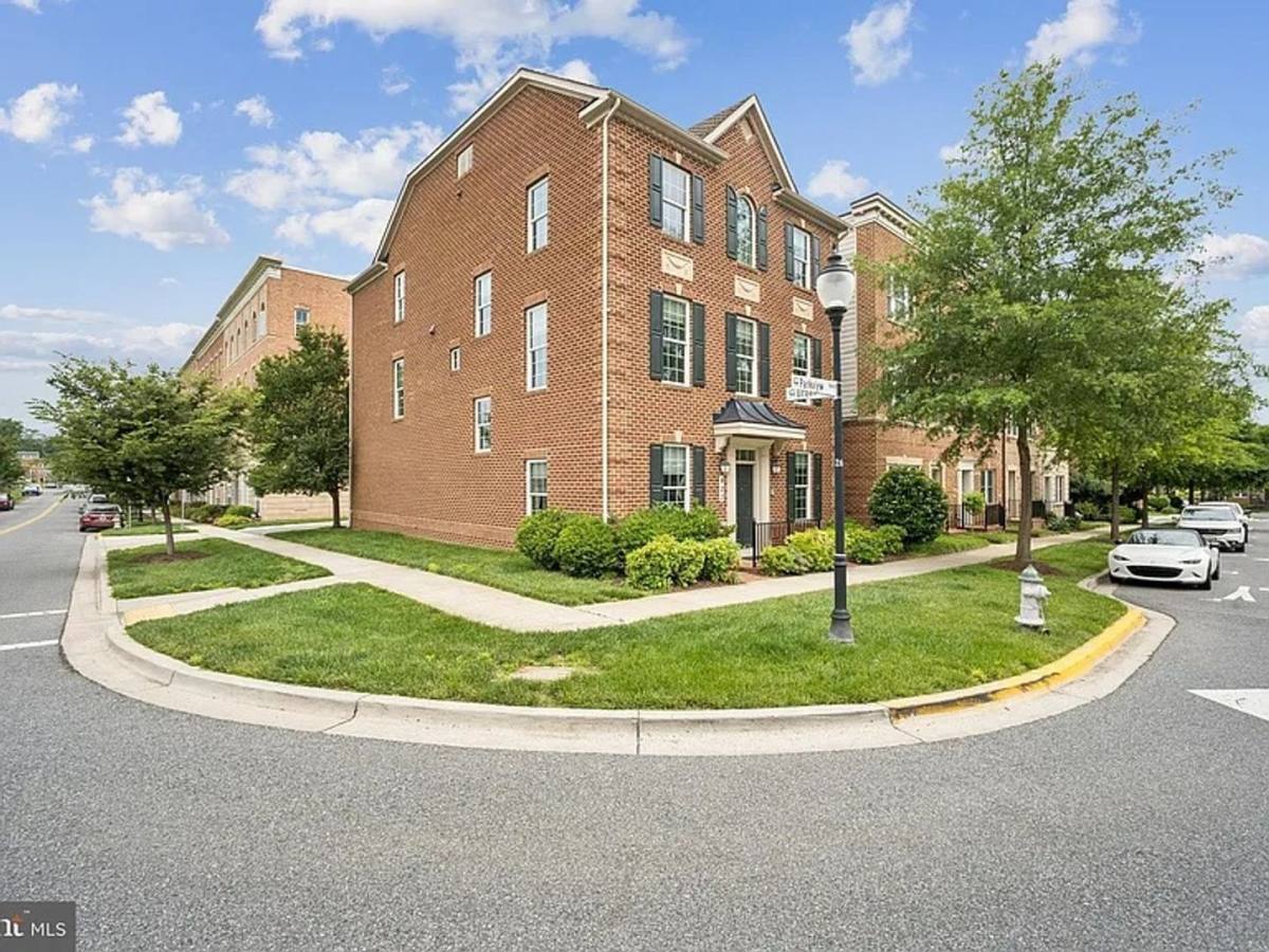 House for rent at 423 Parkview Ave, Gaithersburg, MD 20878