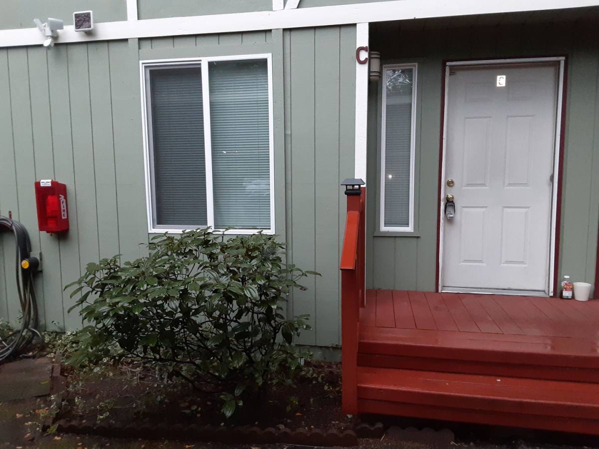 Apartment for rent at 9415 43rd St Court W, Tacoma, WA 98466