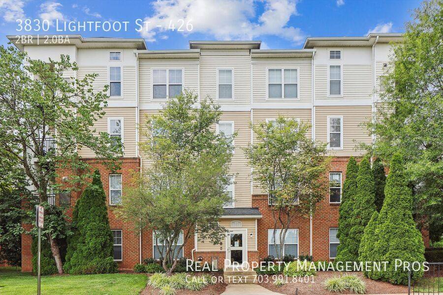 Condo for rent at 3830 Lightfoot St #426, Chantilly, VA 20151