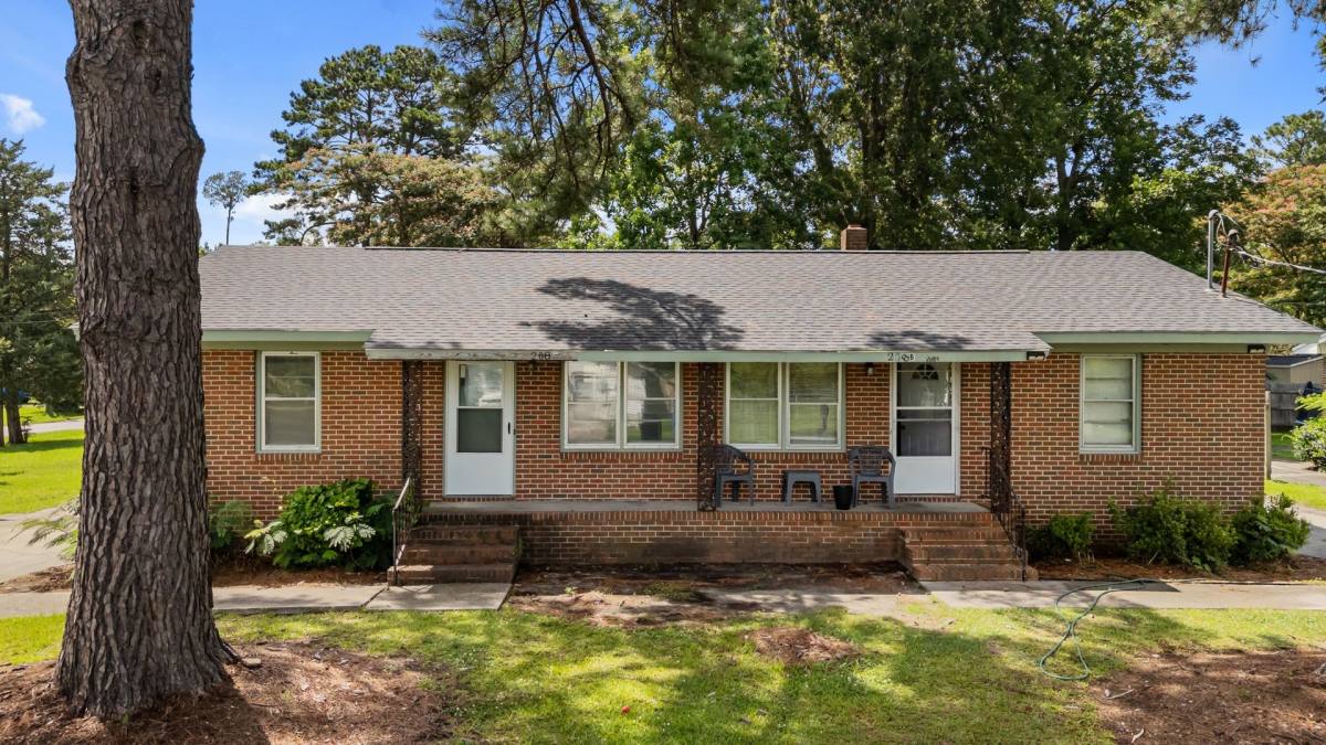 Apartment for rent at 208 Anderson St, Elm City, NC 27822