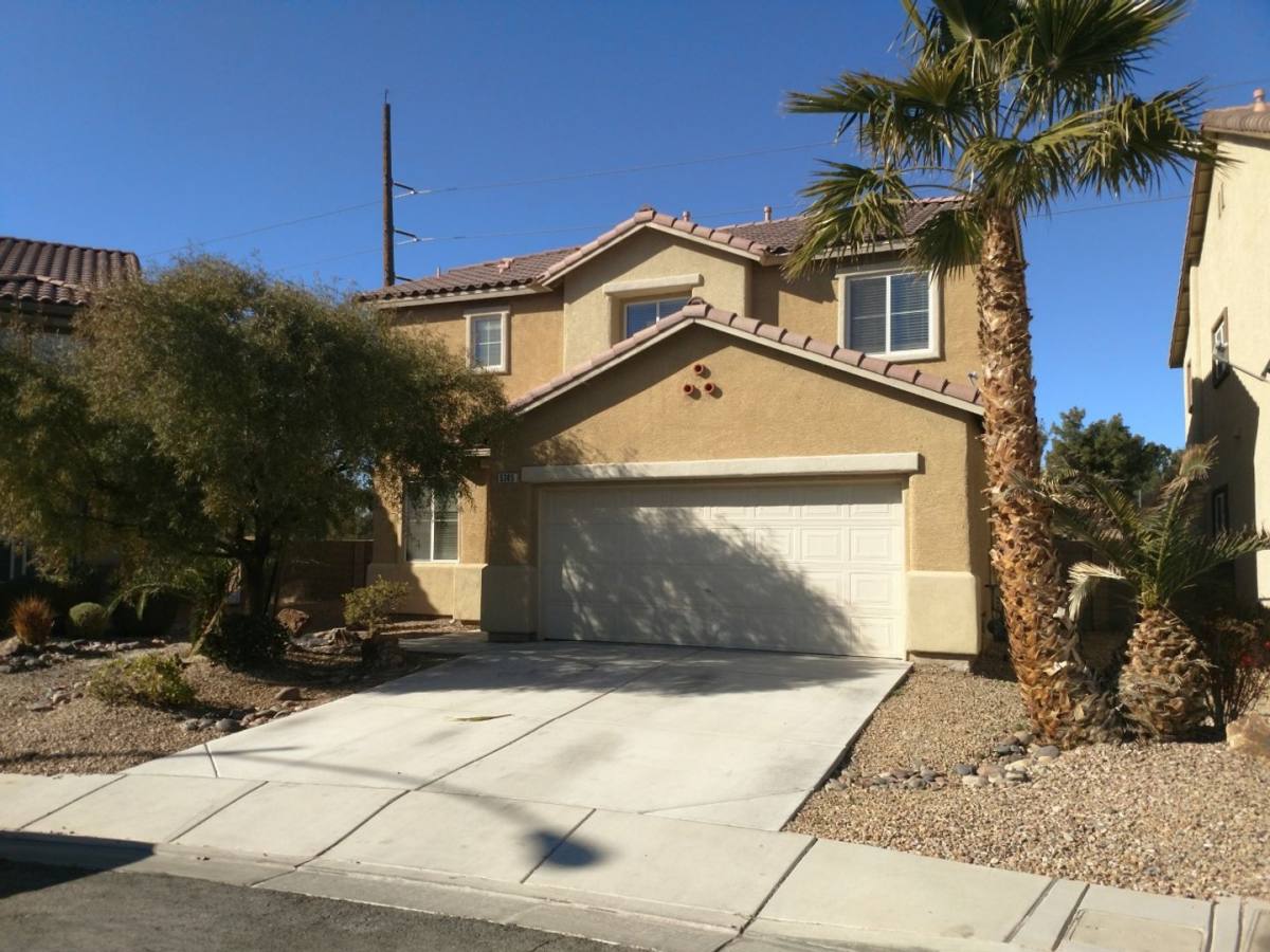 Apartment for rent at 5305 Franklin Grove St, North Las Vegas, NV 89081