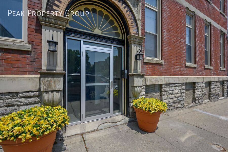 Apartment for rent at 1506 William Howard Taft Rd #11, Cincinnati, OH 45206