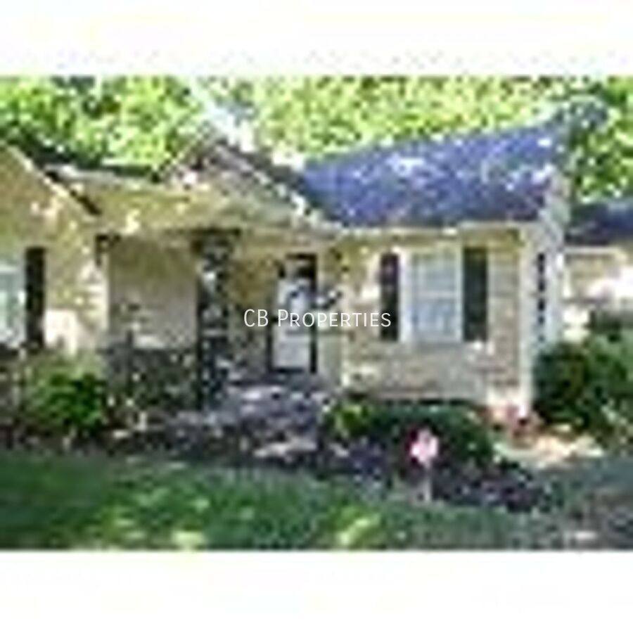1037 W Walthal Circle, Memphis, TN 38111