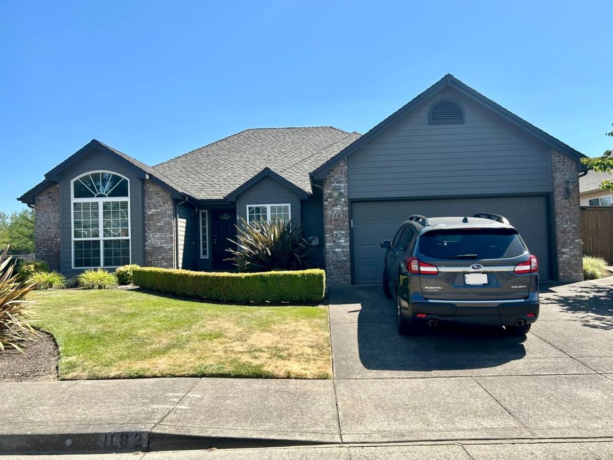House for rent at 1182 Merlot Ave NE, Salem, OR 97303