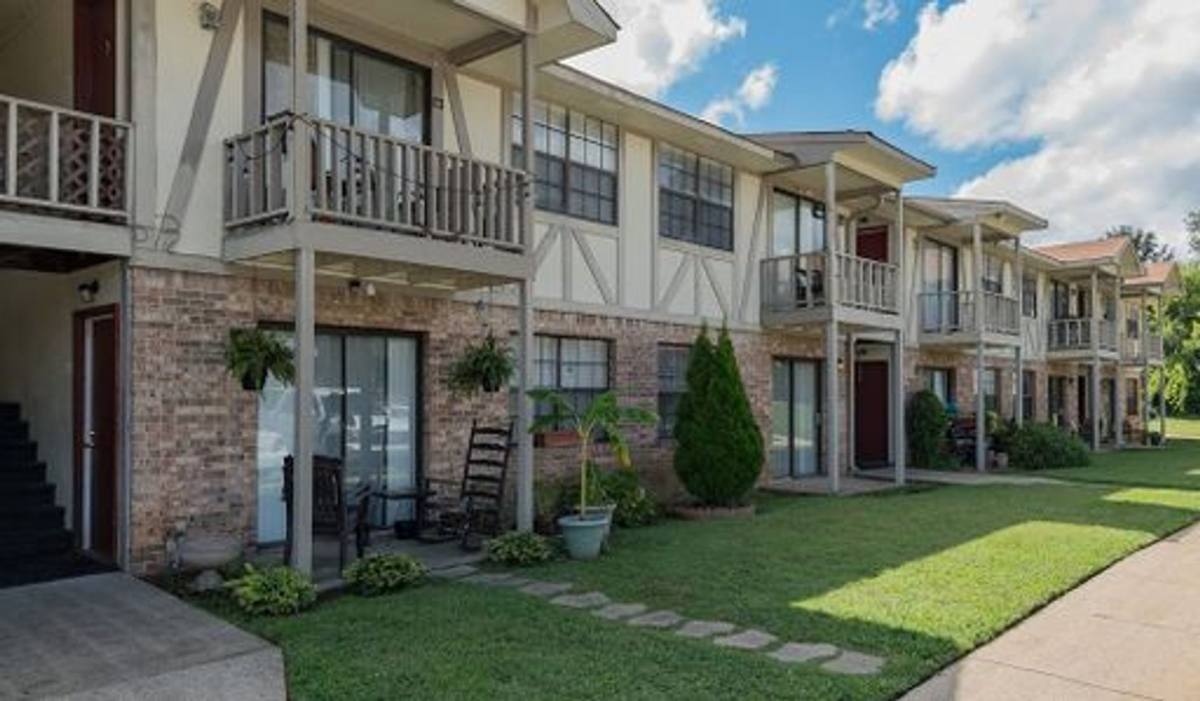 Apartment for rent at 2438 Grayson Valley Dr, Birmingham, AL 35235