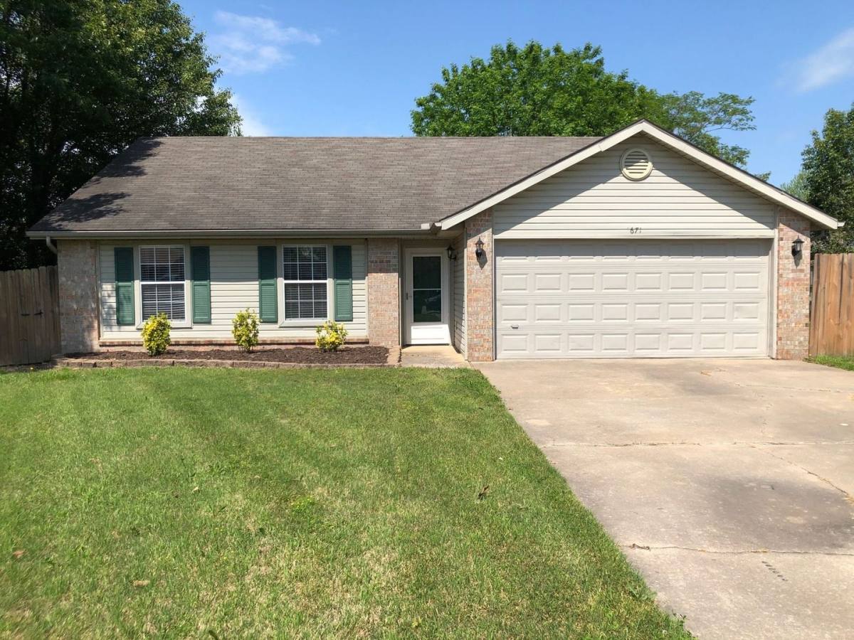 House for rent at 671 Victoria Place, Centerton, AR 72719