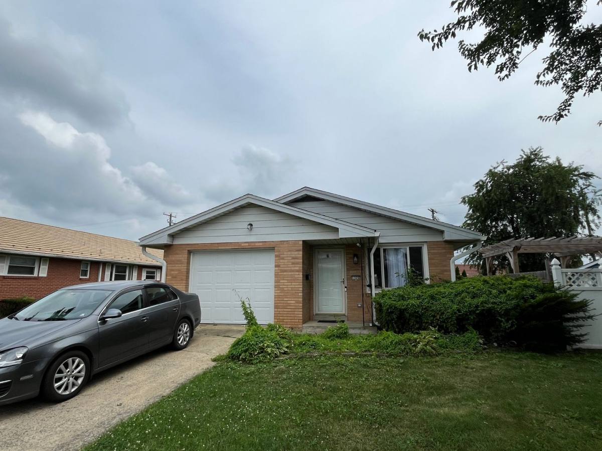House for rent at 1320 E Livingston St, Allentown, PA 18109