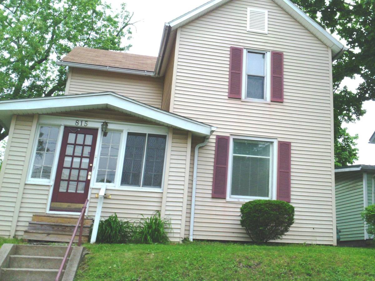 House for rent at 815 College Blvd, Ashland, OH 44805