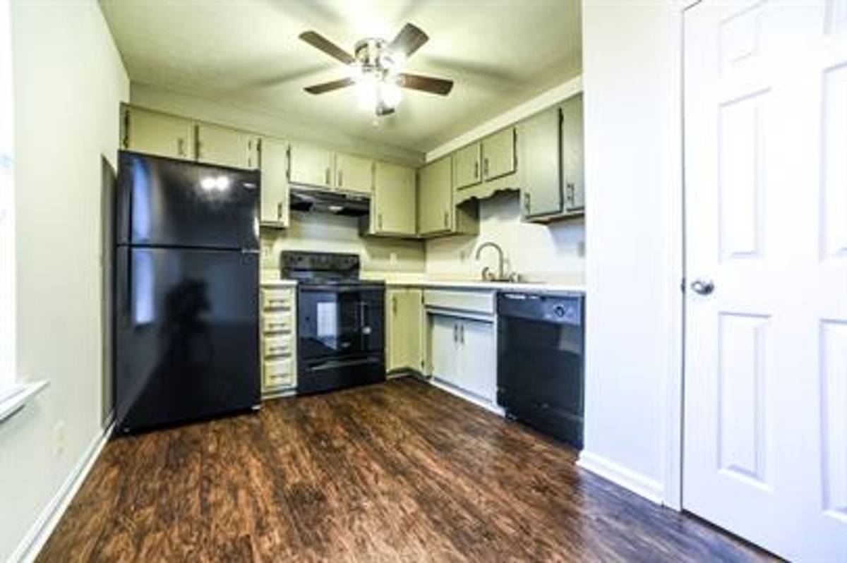 Apartment for rent at 235 Ables Way, Mount Washington, KY 40047