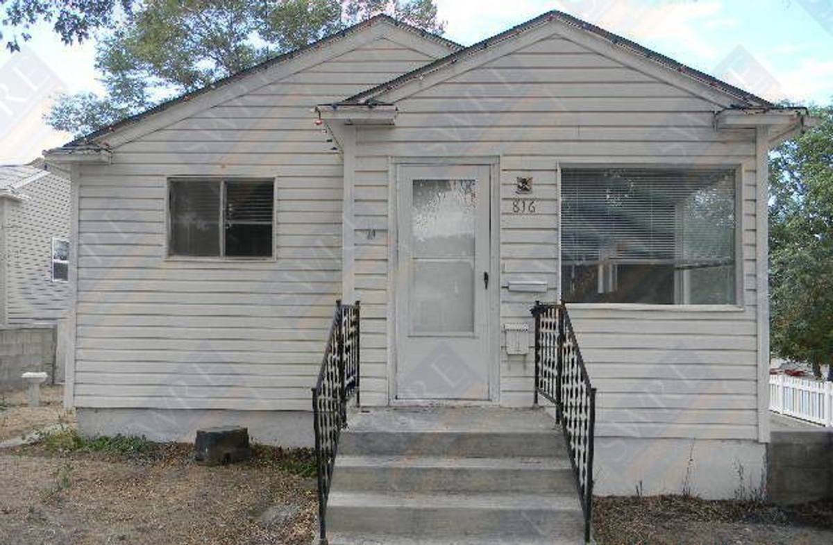 House for rent at 816 Walnut St, Rock Springs, WY 82901