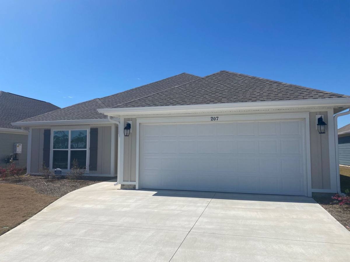House for rent at 207 Morning Creek Way, Panama City, FL 32404