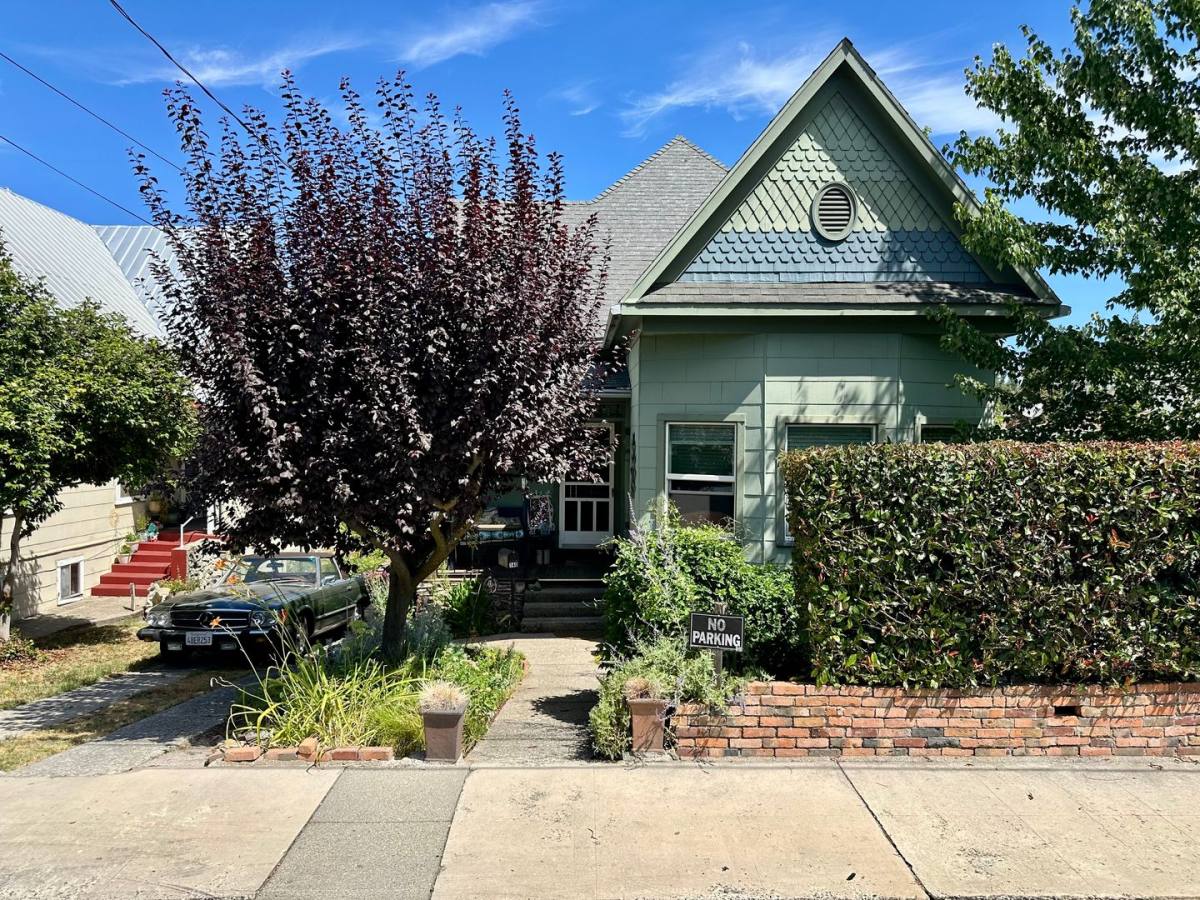 House for rent at 140 Conaway Ave, Grass Valley, CA 95945