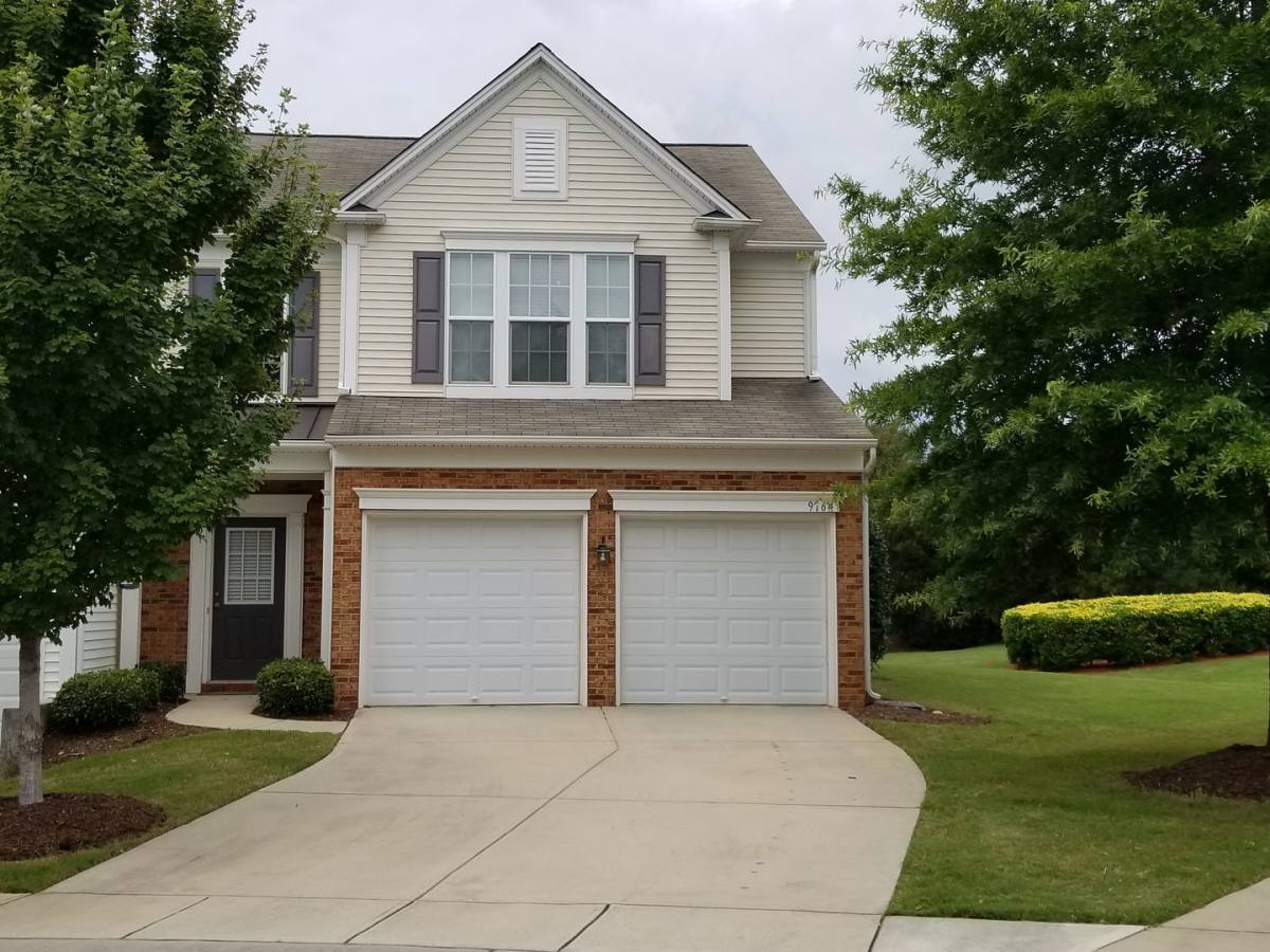 Townhouse for rent at 9164 Redmond Race Rd, Charlotte, NC 28277