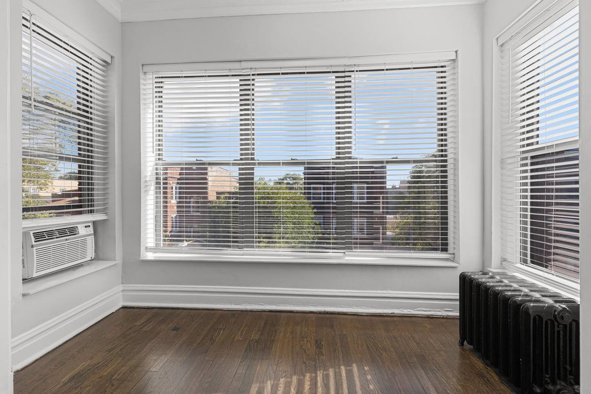 Apartment for rent at 4701-4707 N Albany Ave, Chicago, IL 60625