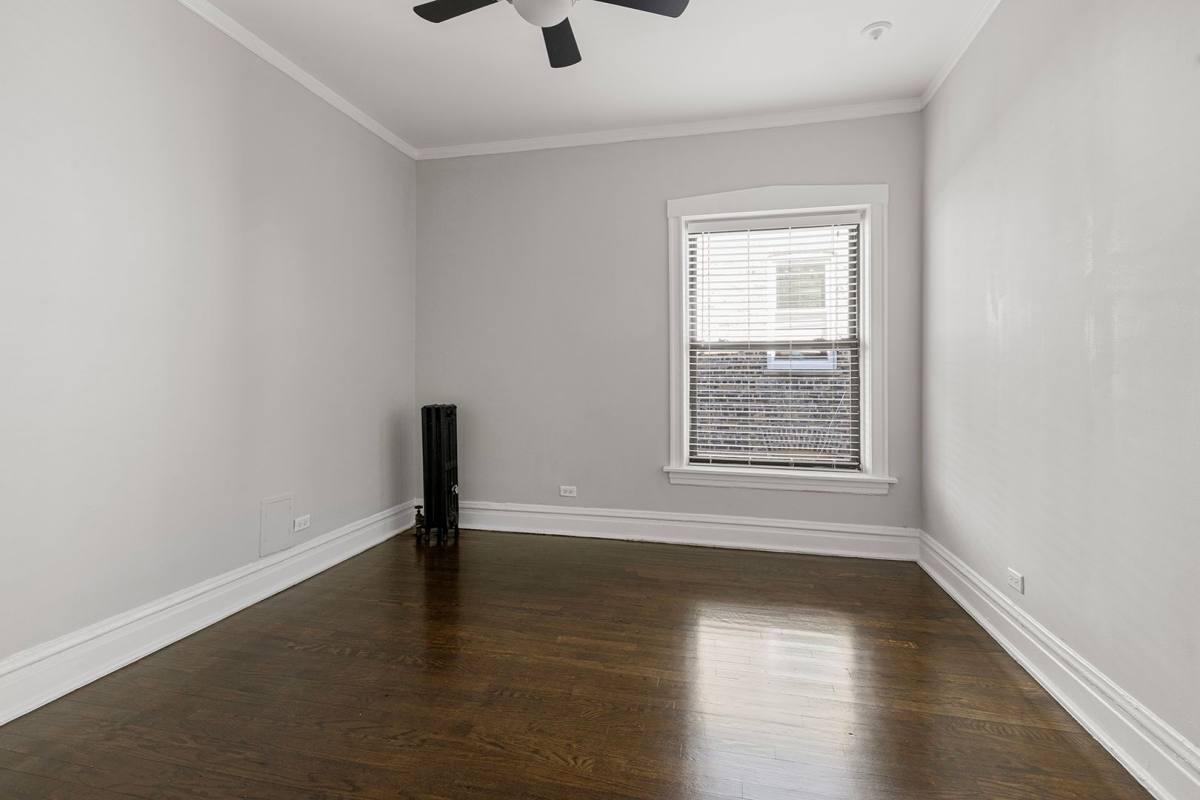 Apartment for rent at 4701-4707 N Albany Ave, Chicago, IL 60625