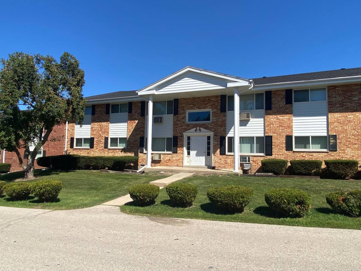 Apartment for rent at 4850 - 4865 S, Milwaukee, WI 53220