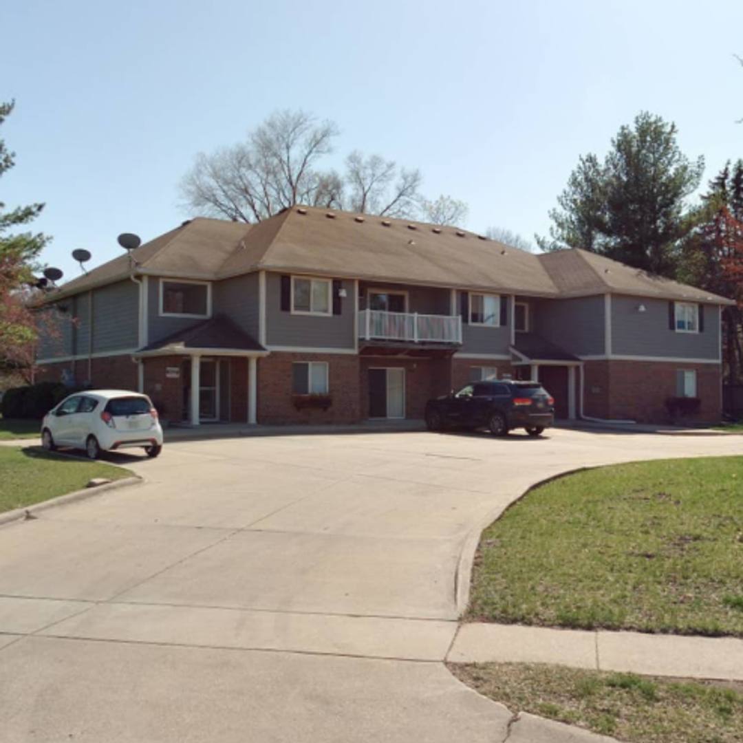 Apartment for rent at 1120 5th St, West Des Moines, IA 50265
