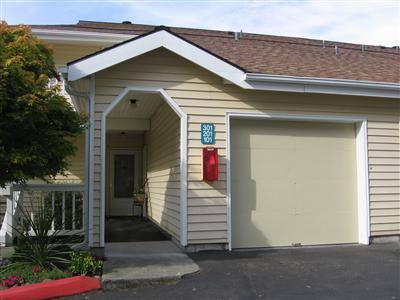 Condo for rent at 2740 118th Ave SE, Bellevue, WA 98005