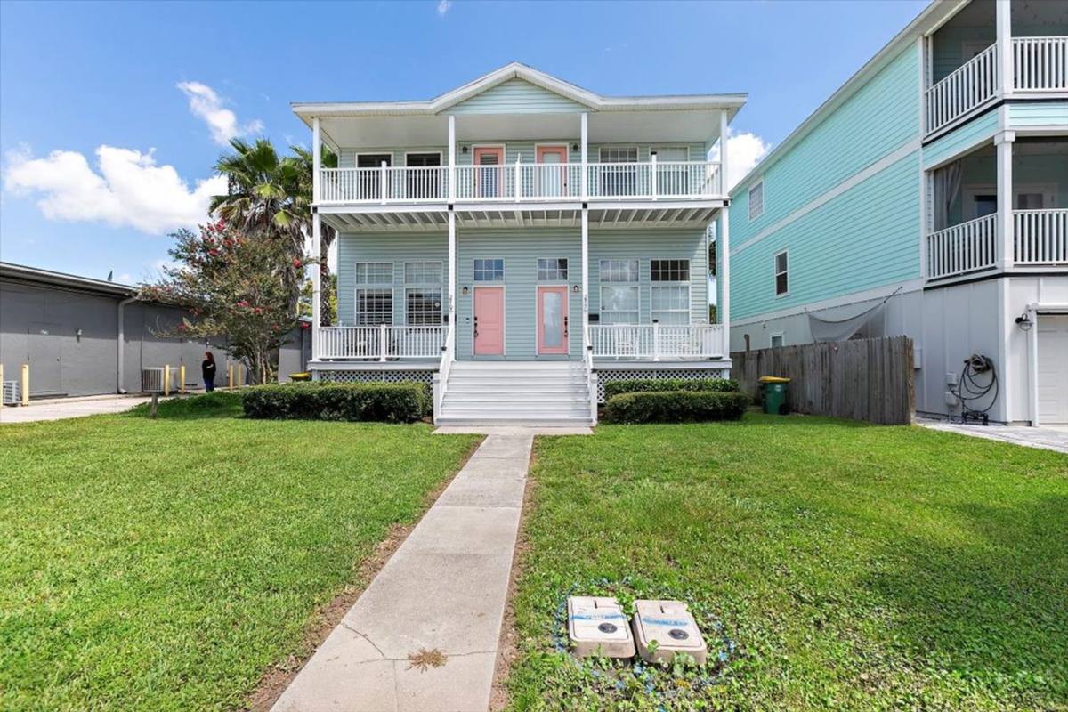 Townhouse for rent at 217 7th Ave S, Floor, Jacksonville Beach, FL 32250