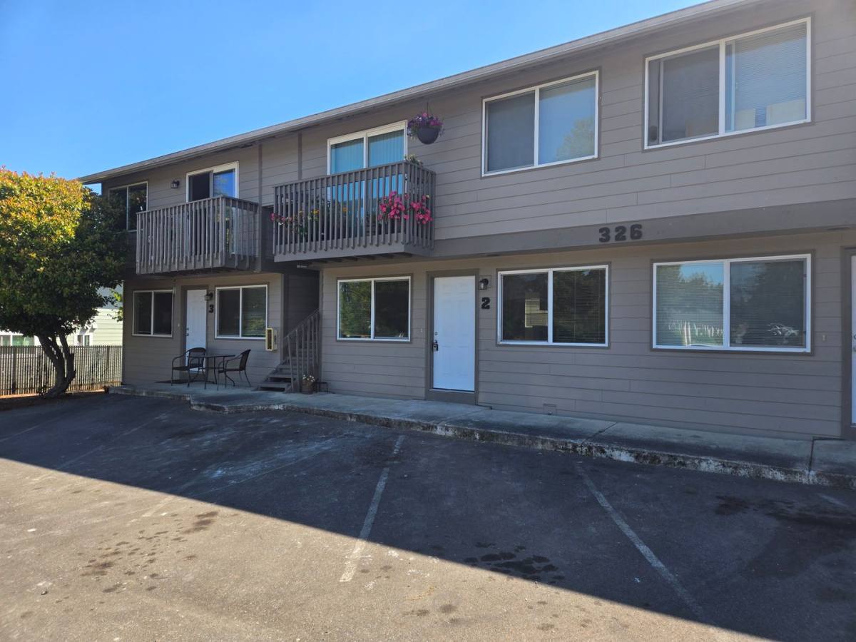 Apartment for rent at 326 Stanford Dr, Mount Vernon, WA 98273