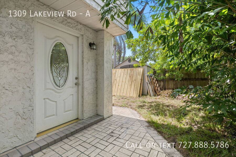 Apartment for rent at 1309 Lakeview Rd #A, Clearwater, FL 33756