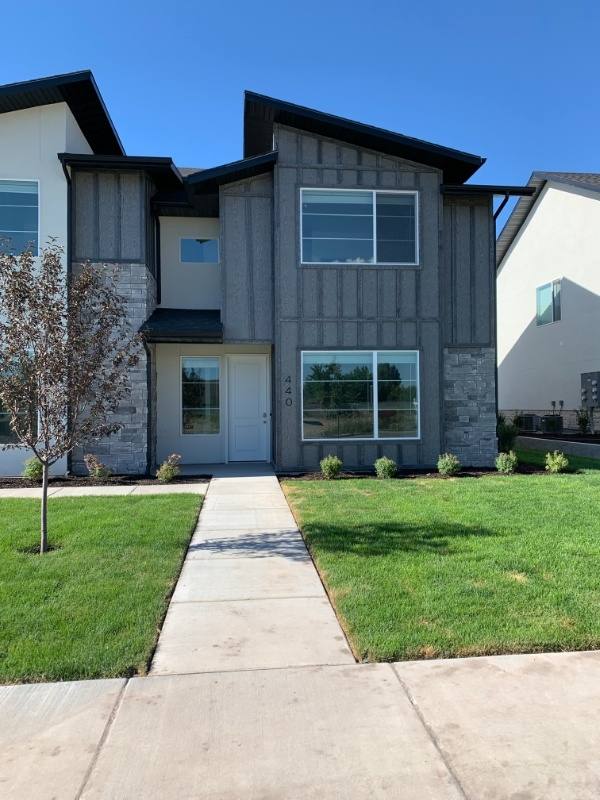 Townhouse for rent at 440 W 85 S, Providence, UT 84332