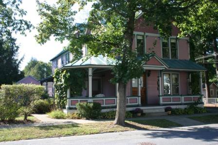 Apartment for rent at 39 Ludlow St, Saratoga Springs, NY 12866