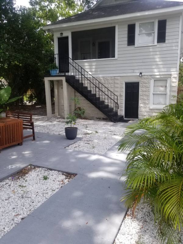 House for rent at 2447 Burlington Ave N #B, Saint Petersburg, FL 33713