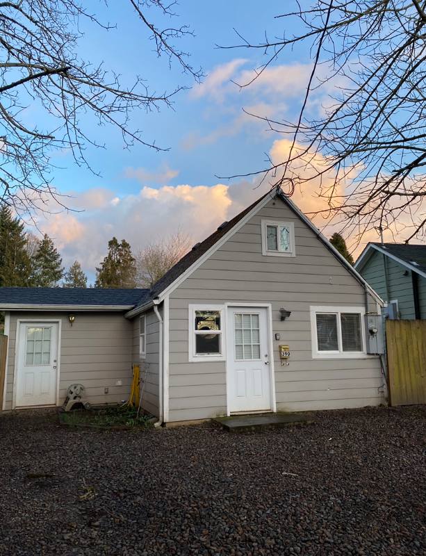House for rent at 390 22nd St SE, Salem, OR 97301