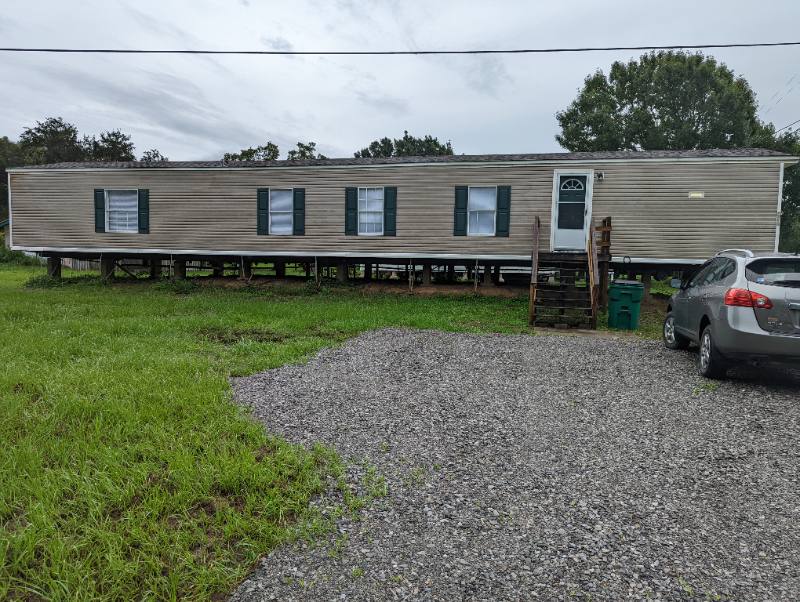 House for rent at 4601 Hazard Rd, New Iberia, LA 70560