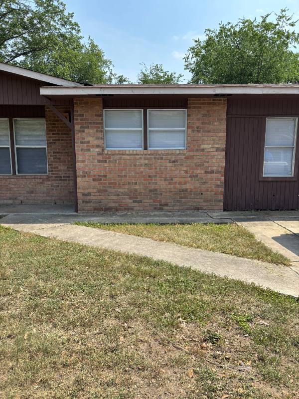House for rent at 230 Schmeltzer Lane, San Antonio, TX 78213