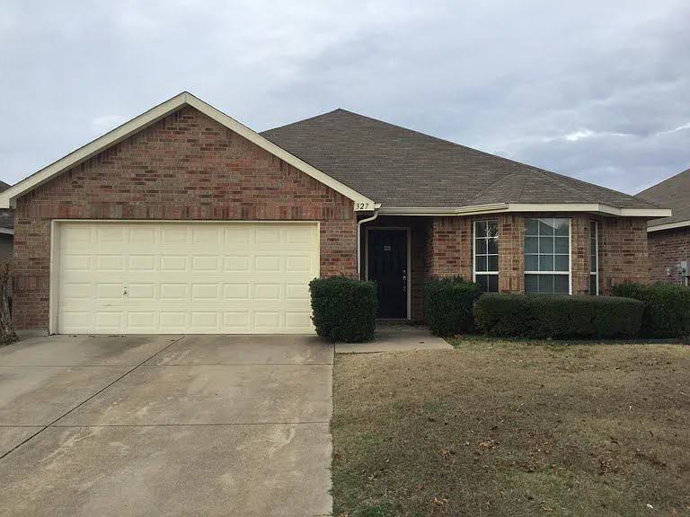 House for rent at 327 Leisure Lane, Waxahachie, TX 75165
