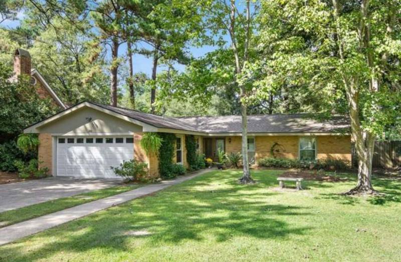 House for rent at 102 Robin Hood Dr, Covington, LA 70433