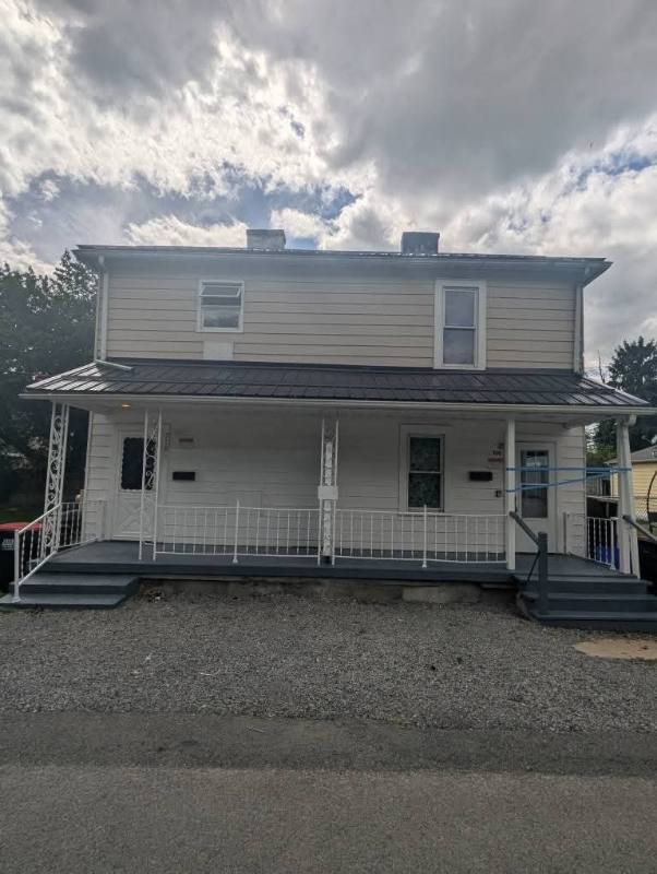 Townhouse for rent at 719 Rear Mabel St, New Castle, PA 16101