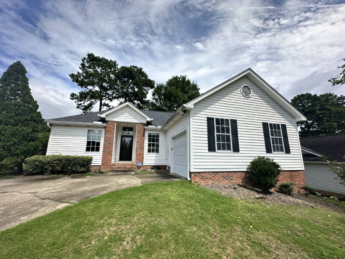 House for rent at 117 Grimsby Lane, West Columbia, SC 29170