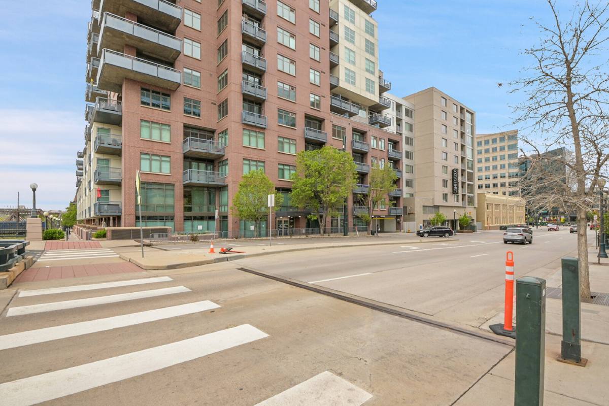 Condo for rent at 1401 Wewatta St #202, Denver, CO 80202
