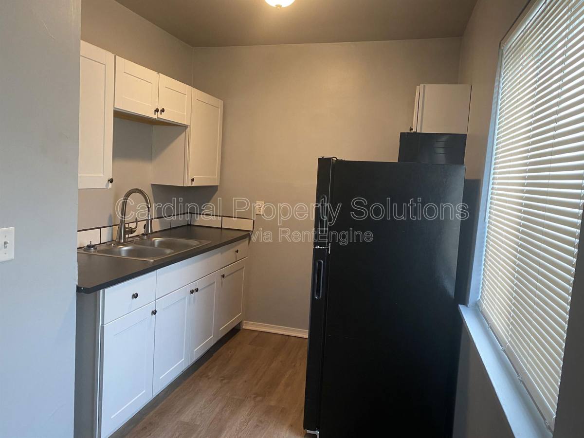 Apartment for rent at 745 Oak St #3, Cincinnati, OH 45206