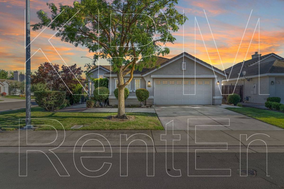 Apartment for rent at 2554 Douglas Fir Dr, Lodi, CA 95242