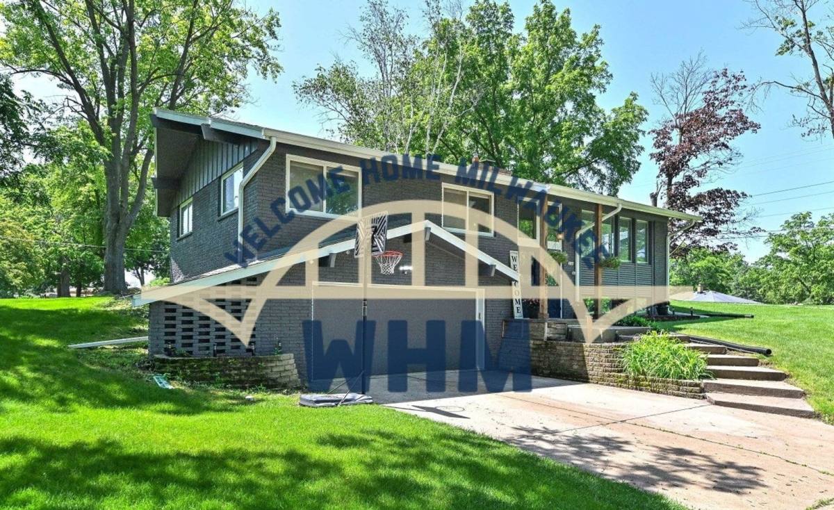 House for rent at 18365 Arden Ave, Brookfield, WI 53045
