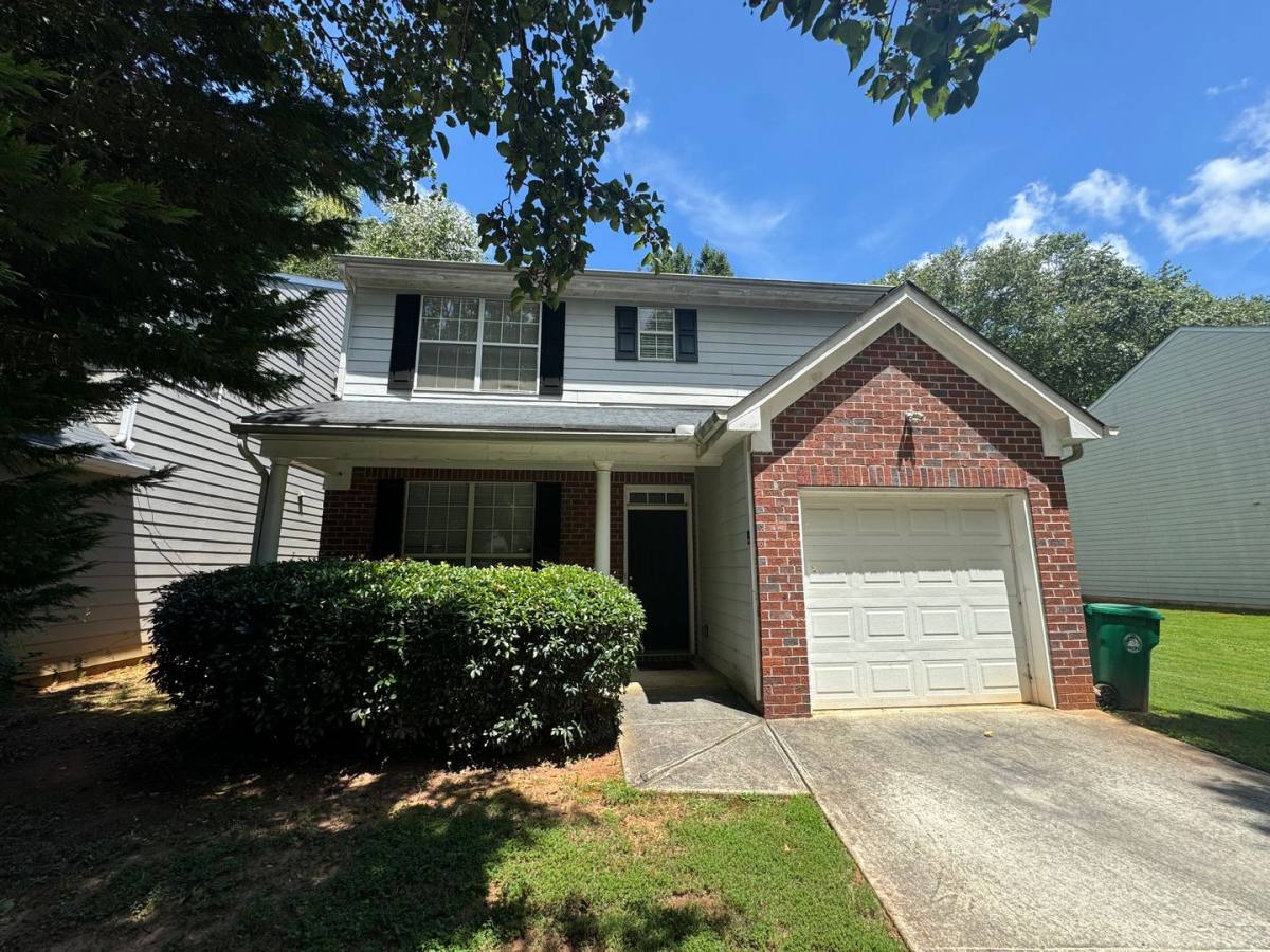 House for rent at 2262 Charleston Pointe SE, Atlanta, GA 30316