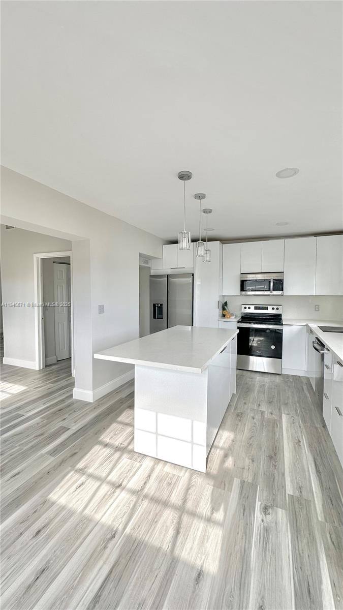 House for rent at 8350 SW 32nd St, Miami, FL 33155
