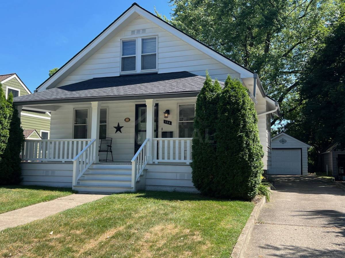 House for rent at 134 Highland Ave, Rochester, MI 48307