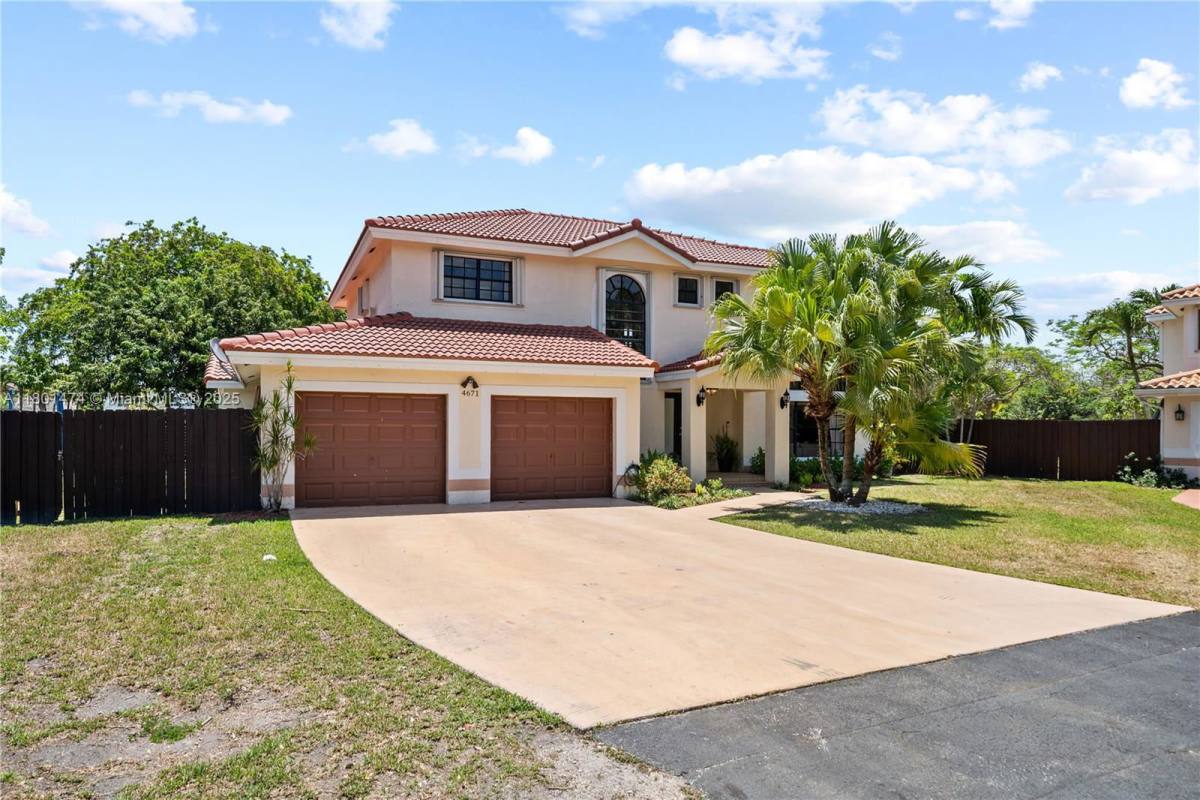 House for rent at 4671 SW 155th Place, Miami, FL 33185