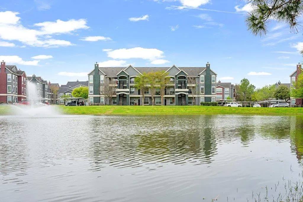 Apartment for rent at 18200 Westfield Place Dr #MACKENZIE A1, Houston, TX 77090