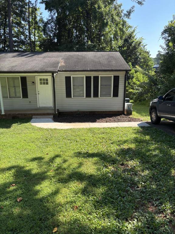 House for rent at 1734 Biltmore St, Burlington, NC 27215