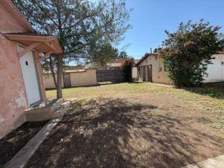 Apartment for rent at 109 W Dunnam St #1 2, Hobbs, NM 88240
